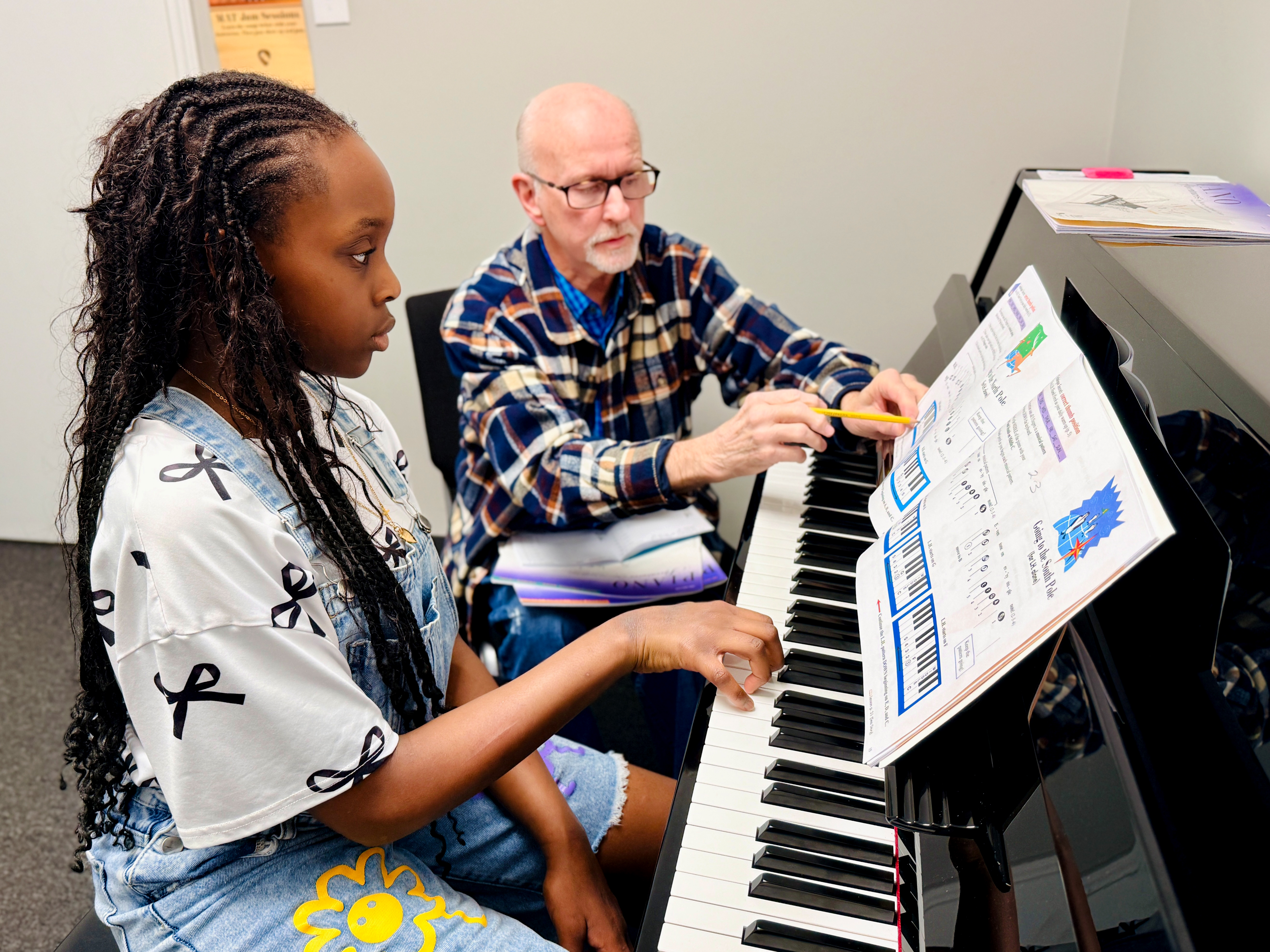 Online Music Lessons for Houston Families: Setup, Scheduling, Personal Touch